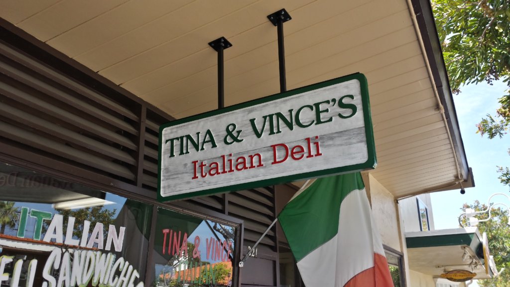 Tina & Vinces (1)